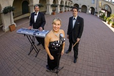 Troubadours trio