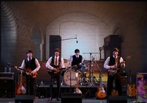 Rsz britishmanianewphotocavern