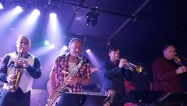 Smooth groove band 2